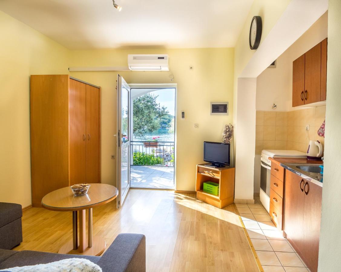 Apartmani Vlahusic Putniković Exterior foto